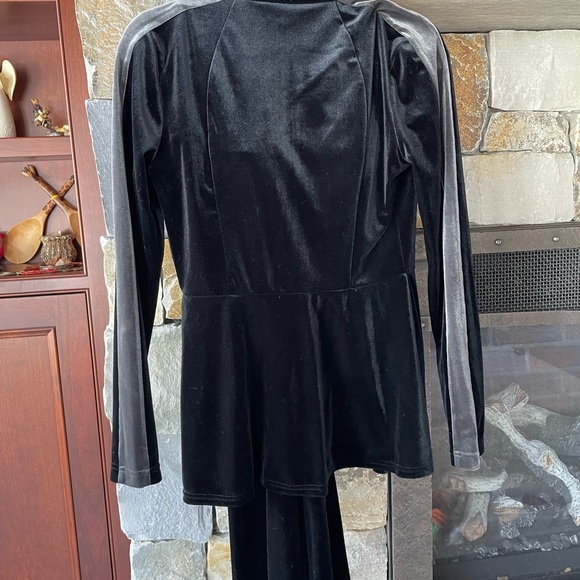 Black Boston Proper Sports Set - Picture 2 of 10